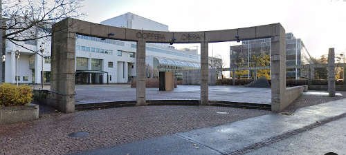 Sinkkujen city-kävely + kahvittelu 1 Sinkkukävely: sunnuntaiset vapaat ja rennot kävelylenkit Helsingissä. Lähtö Suomen oopperatalon kaaren luota klo 14. Matka + suunta päätetään osallistujien kesken paikan päällä. Kaikki sinkut mukaan! Sinkkujen city-kävely + kahvittelu 1 | 1 Tapahtumia sinkuille!